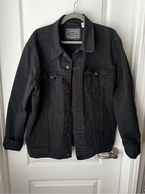 Levi’s RELAXED FIT TRUCKER JACKET